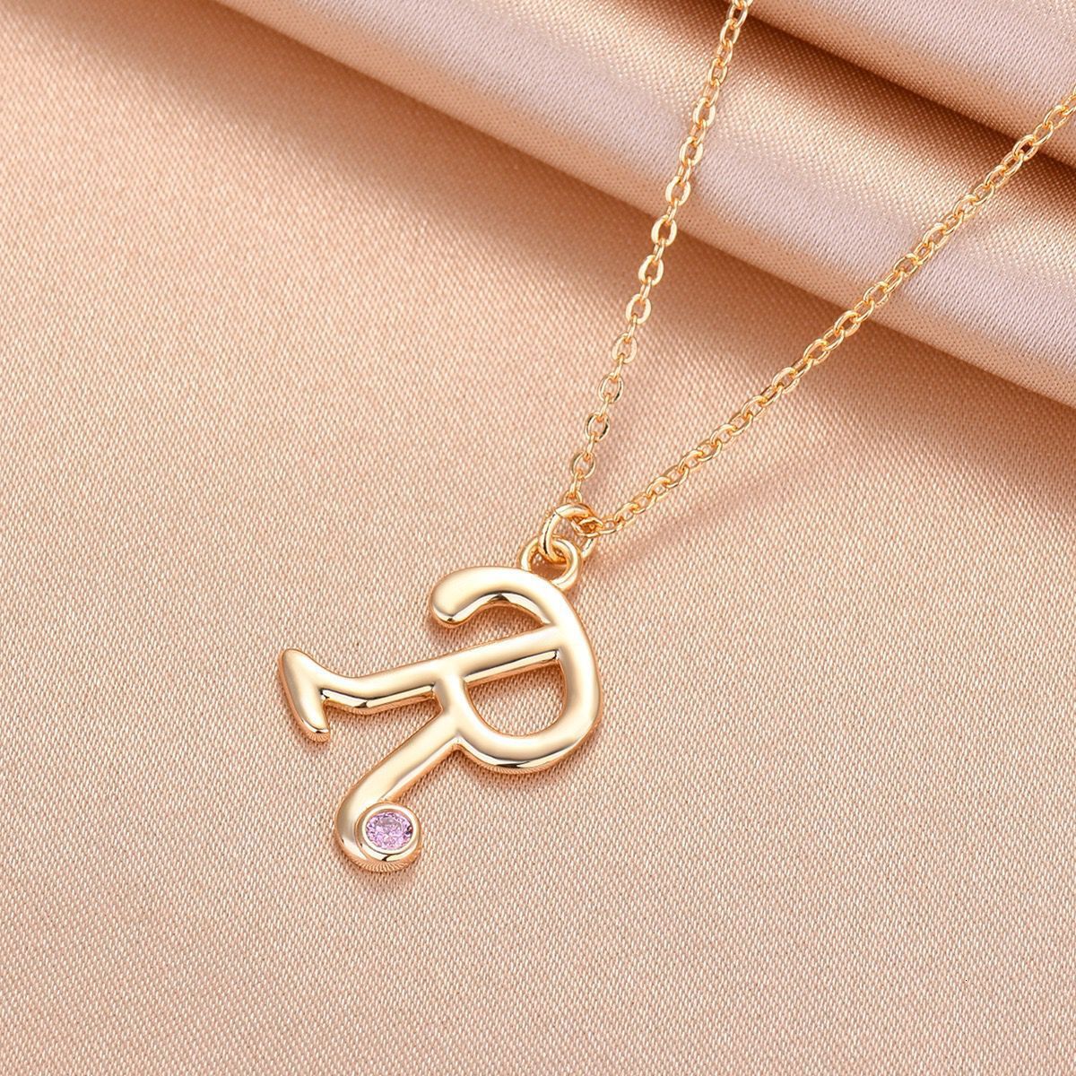 2025 New Designer Style Fashion Necklace Niche Design Creative Personality Necklace Ins Internet Celebrity Women's Clavicle Chain Exquisite Neckl