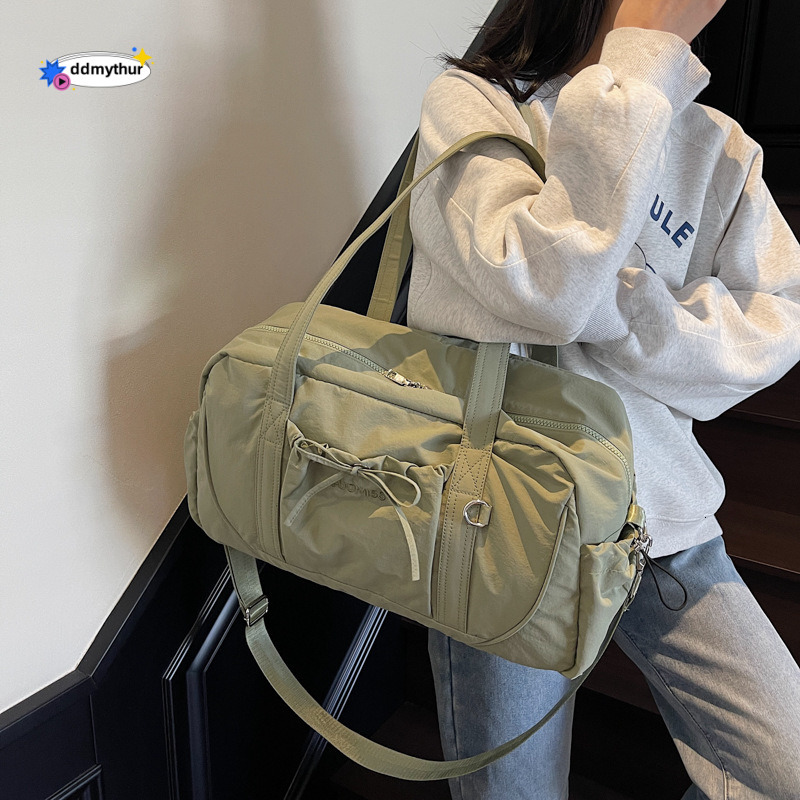 Lightweight Large Capacity Shoulder Crossbody for Women Fashion 2025 Simple Sports Gym Handheld Luggage Bag New Model ddmythur