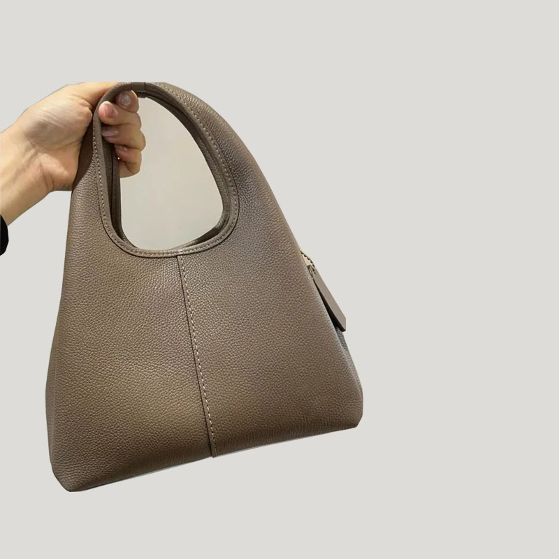 tote bag designer bags for women Brooklyn 28 YN shoulder bag high-quality single shoulder handbag 39 large capacity minimalist style Black white pink bag