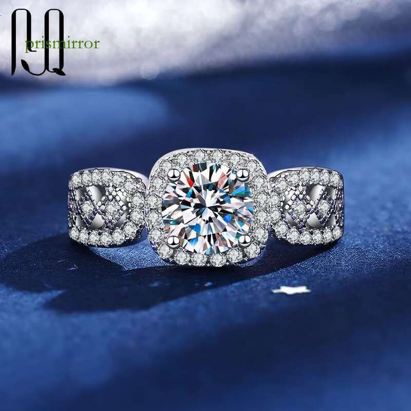 PYQ 1ct Luxurious Sterling Sier Round Brilliant Cut Moissanite Ring Fine Fashion Accessory
