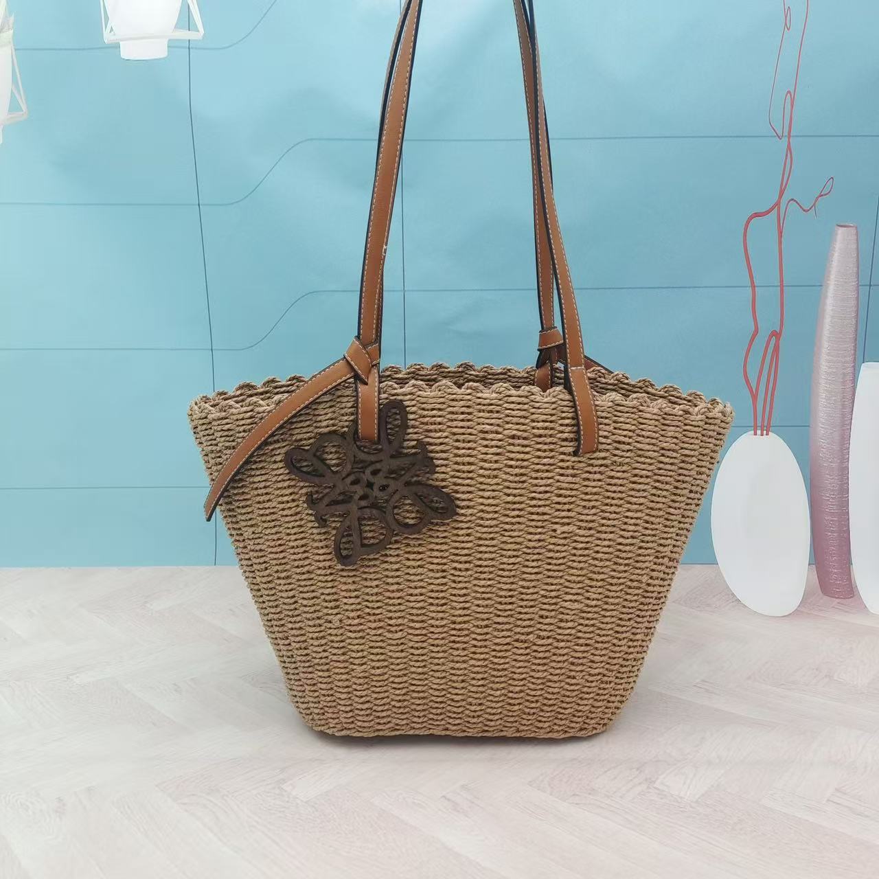 New hand woven straw woven bag, shoulder bag, large capacity, fresh and sweet paper rope bag