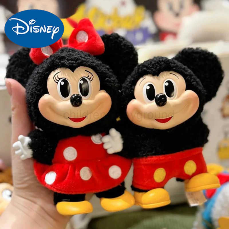 Disney 100% Genuine Disney Spot Mickey Family Cute Together Series Blind Box Pendant Handmade Doll Toy Collection Gift Mystery Box W250701