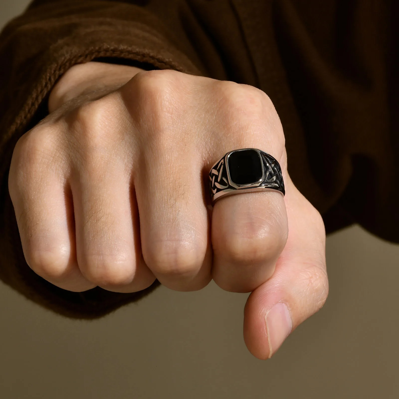 Punk Vintage Ethnic Rings for Men Retro Viking Knot Rune Finger Band Black Geometric Square Stone Signet Ring Jewelry 250701