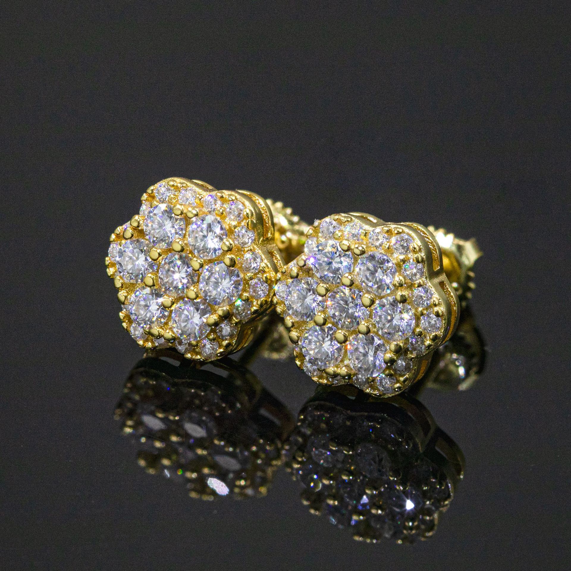 High Quality 925 Sterling Silver Flower Iced Out Diamond Hip Hop Screw Back Moissanite Stud Earrings