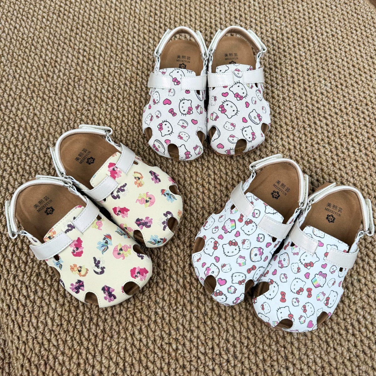 Kids Sandals Cartoon Soft Soled Beach Shoes Toddlers Boys Girls Sandal Children Youth Pink Green Yellow White Brown B8JM# z250708X533