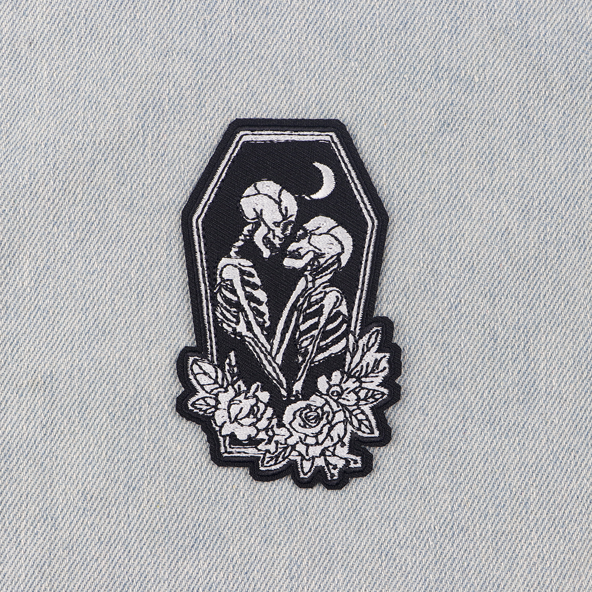 childhood japanese halloween tv Animal anime Embroidery Patch Sewing Notions Cartoon Iron On Badge For Clothes Jeans Bags Kids T-Shirts DIY Patches A7