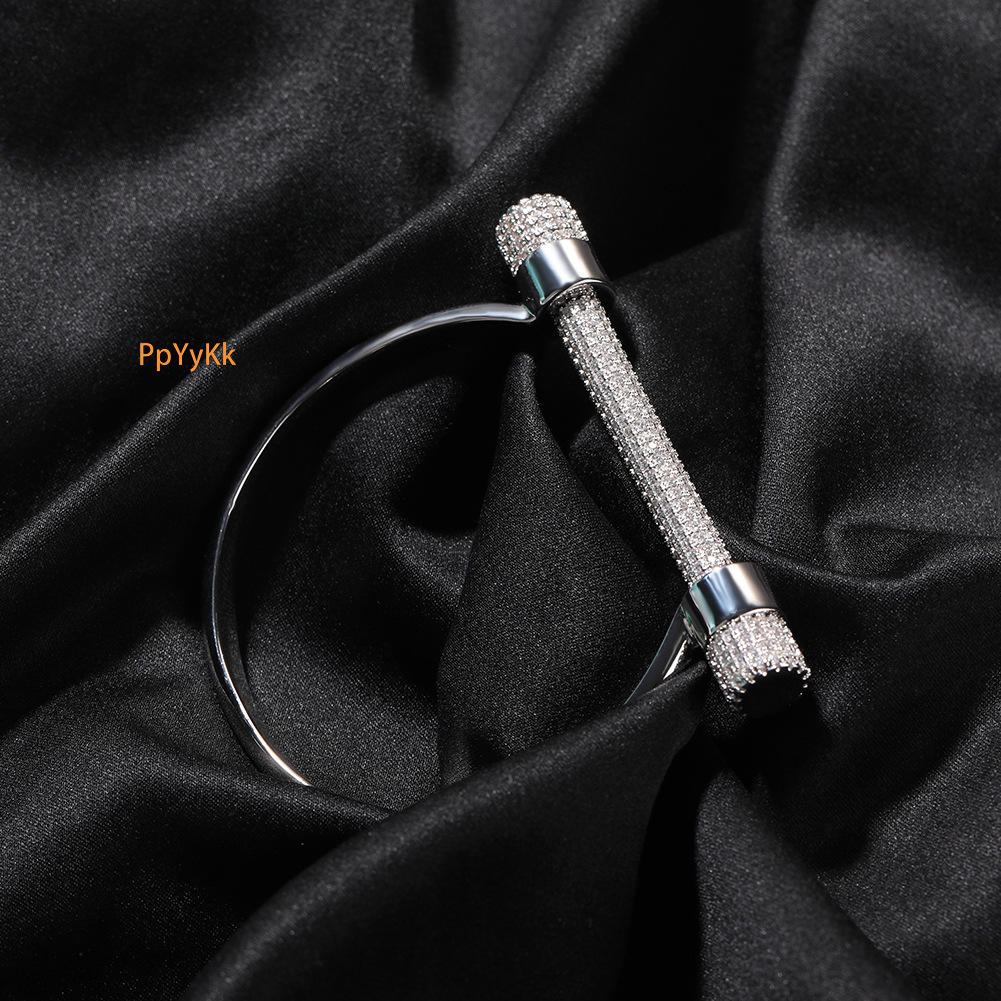 Luxury Jewelry Full Iced Out Horseshoe Bracelet Hip Hop Trendy Designer Statement Accessory Pass the diamond tester