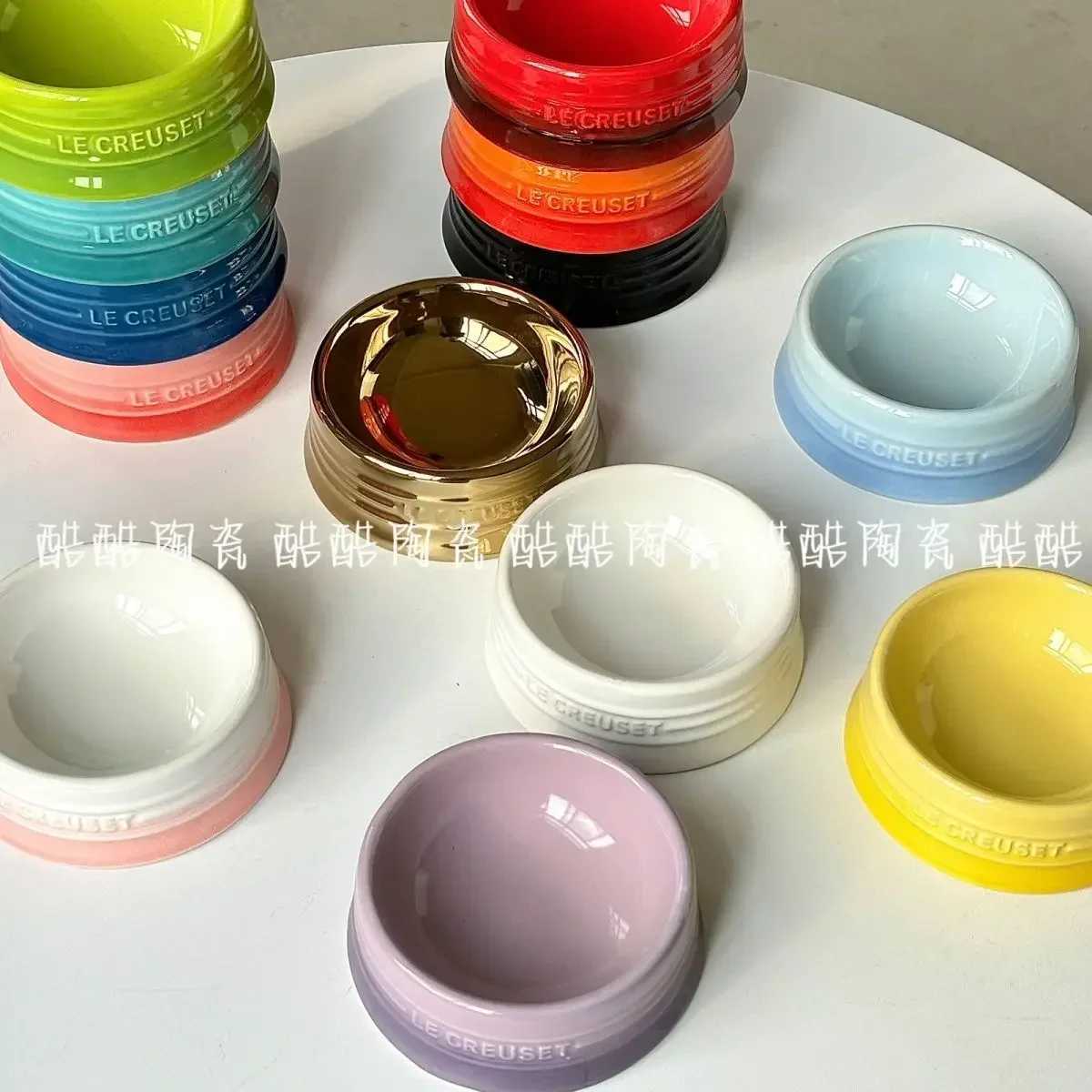 Cool Colored Short Footed Cat Snack Bowl Anti Spill Pet Bowl Neck Protection Dog Water Bowl Cat Supplies Y250630
