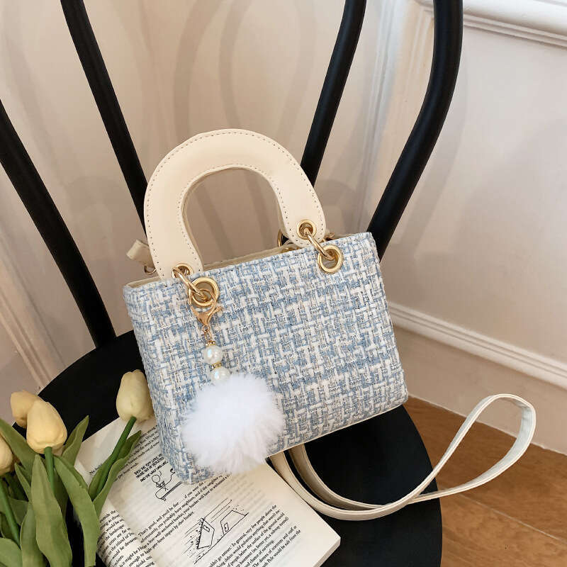 2025 New Plaid Handbag for Women, Small Square with High-end Fashion, Princess Diana Style Crossbody Bag Wholesale