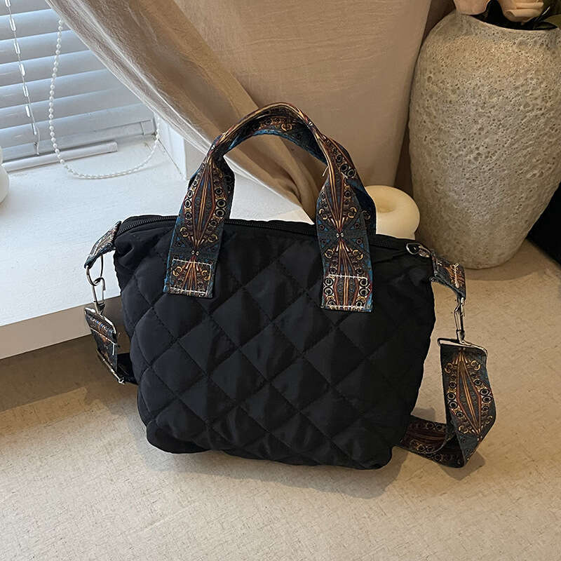 Large Capacity Fashion Quilted Cotton NEW 2025 Autumn Winter New Work Commute Handbag free shipping Tote Bag