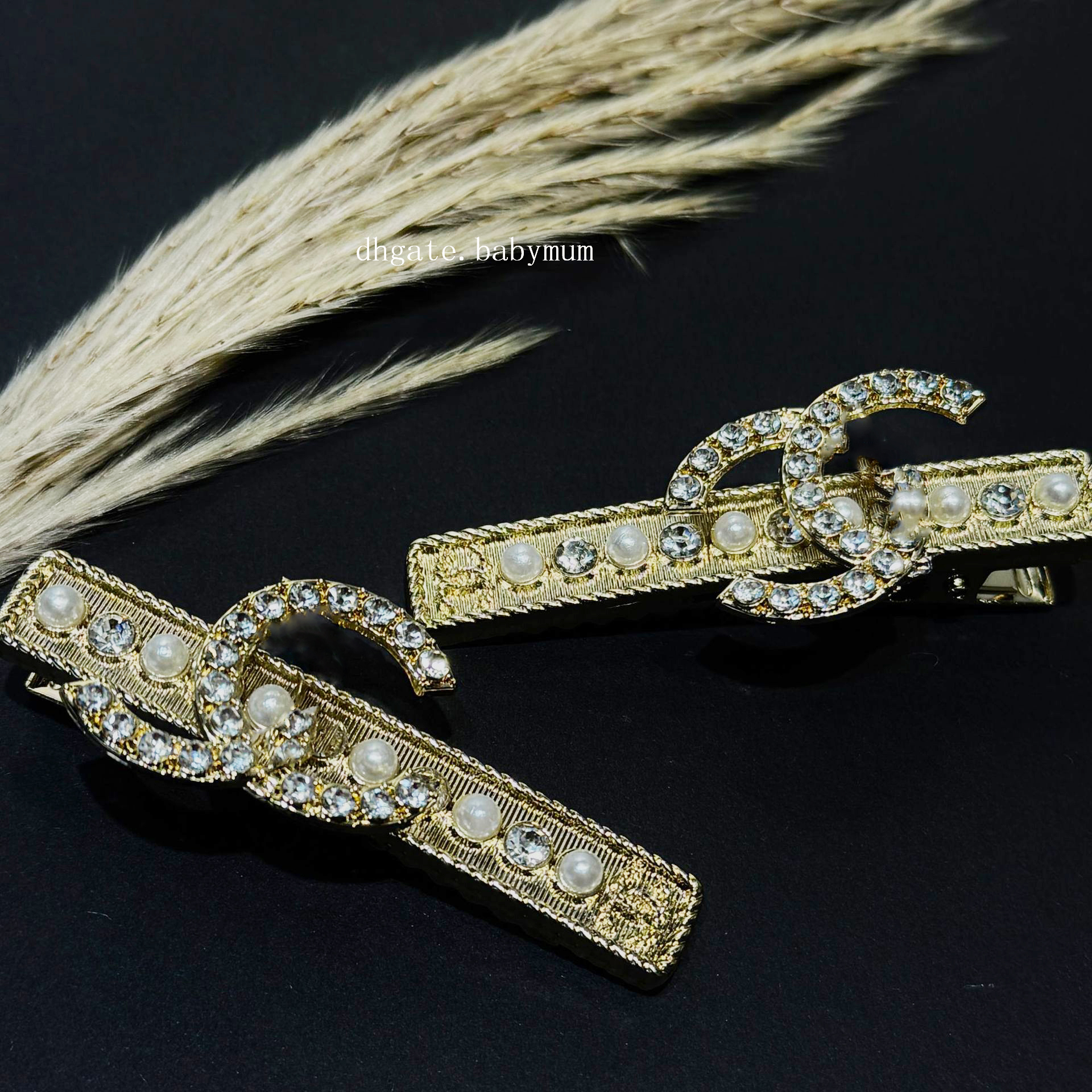 luxury cc hairpin girls metal exquisite pearl barrette women bangs clip high-end wedding headwear ladies hair accessories designer