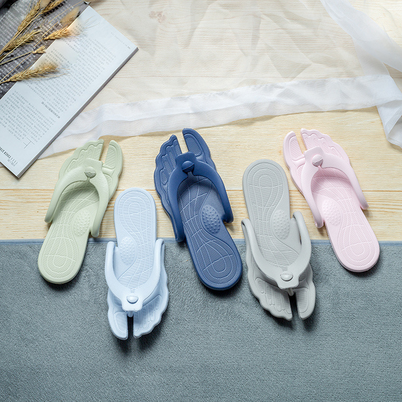 Portable folding slippers travel non-essential travel ultra-light swimming women's bathroom bath non-slip business travel supplies.