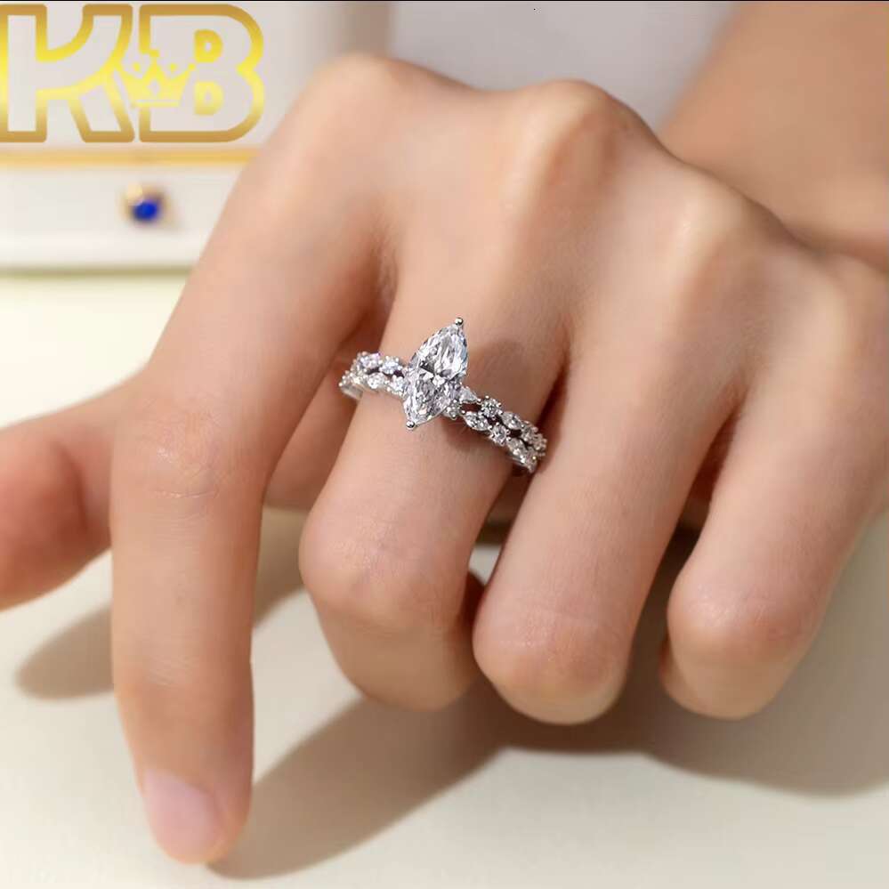 IGI Certified TRENDY Wedding Jewellery 925 Silver VVS1 1.1 Ct Lab Grown Created Diamond Engagement Ring