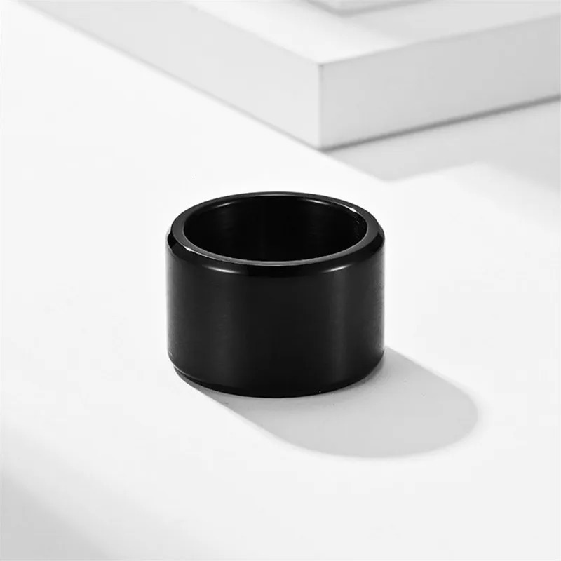 High Quality 15mm Chunky Brushed Ring For Men Stainless Steel Wide Bulky Punk With Beveled Edges Male Band Jewelry Accessories 250701