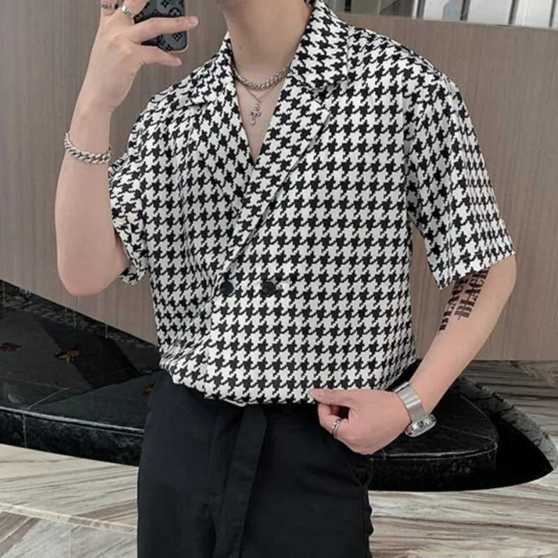 Summer Short-sleeve Shirts Men Fashion Retro Plaid Shirts Men Streetwear Korean Loose Casual Shirts Mens Dress Shirts M-2XL X250701