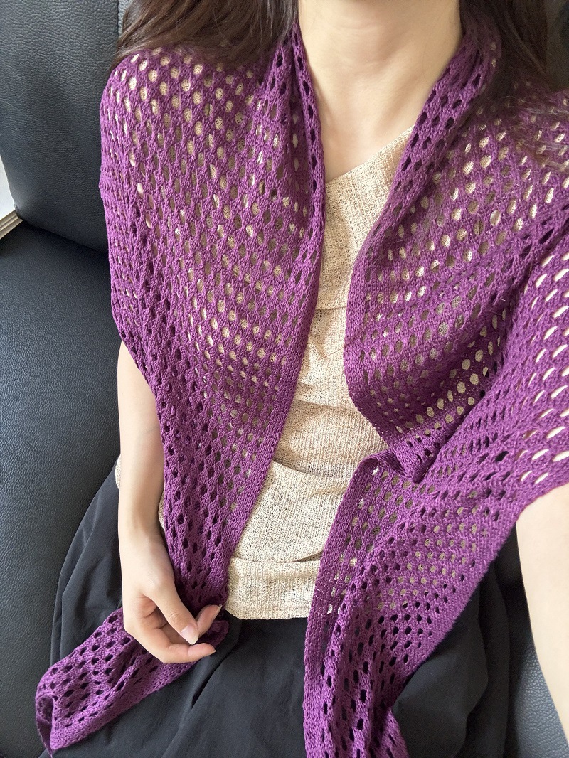 K1190 Knitted hollow solid color shawl female 2025 new air-conditioned room versatile neck protection sunscreen triangle scarf stylish scarf