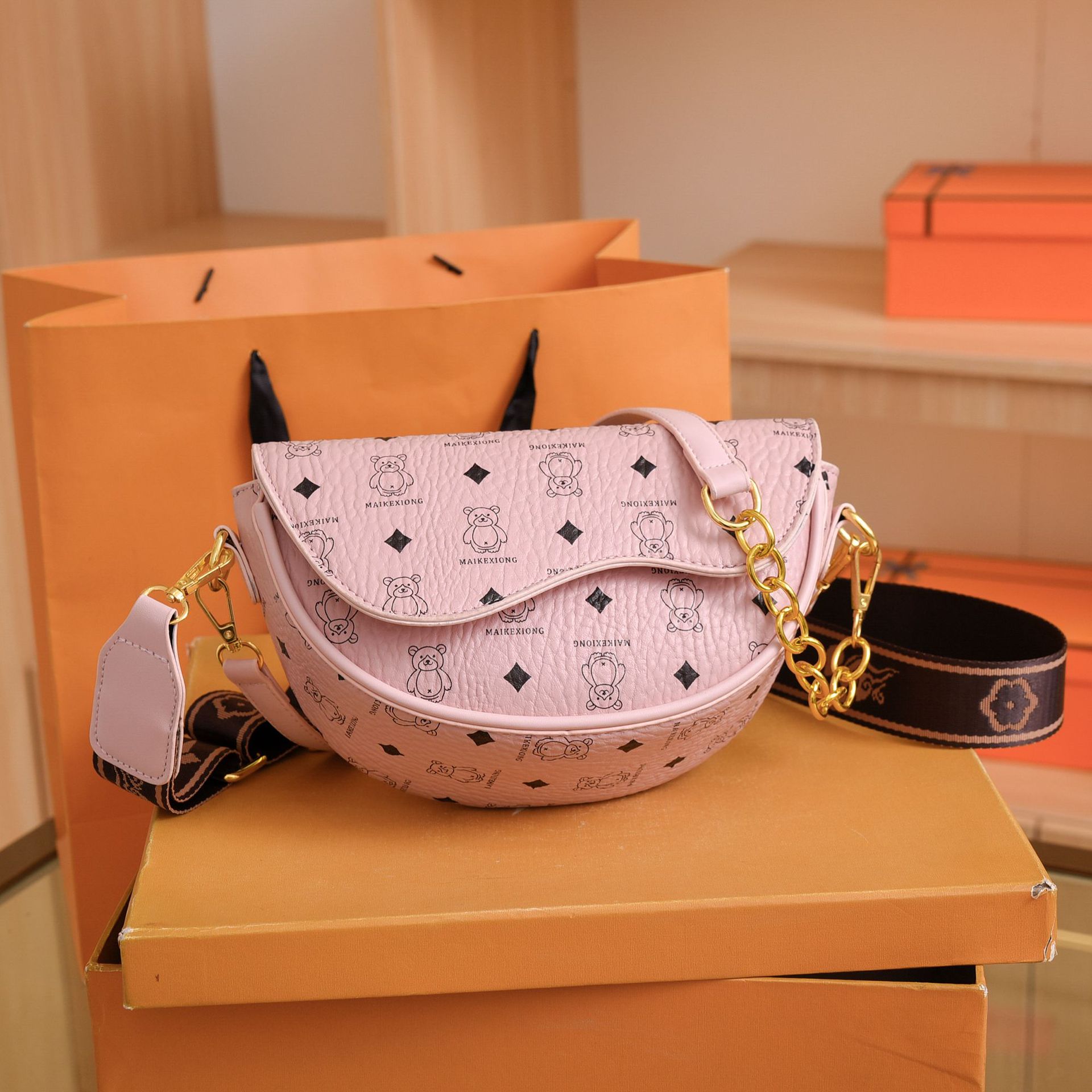 Free shipping new shoulder bag women handbag letter animal pattern fashion square handbag girls' fashion bag