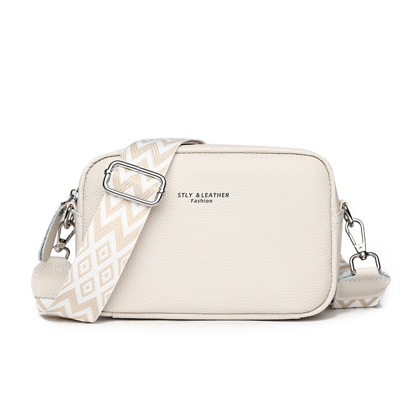 Head layer cowhine small square bag commuting texture crossbody bag bag spring style senior sense all build shoulder bag woman