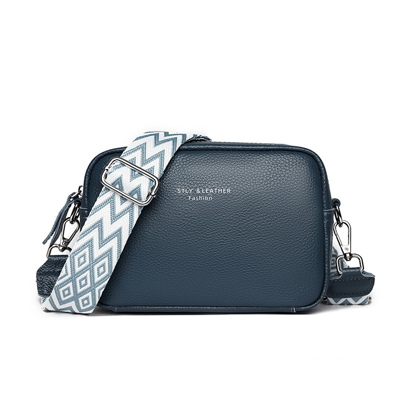 Head layer cowhine small square bag commuting texture crossbody bag bag spring style senior sense all build shoulder bag woman