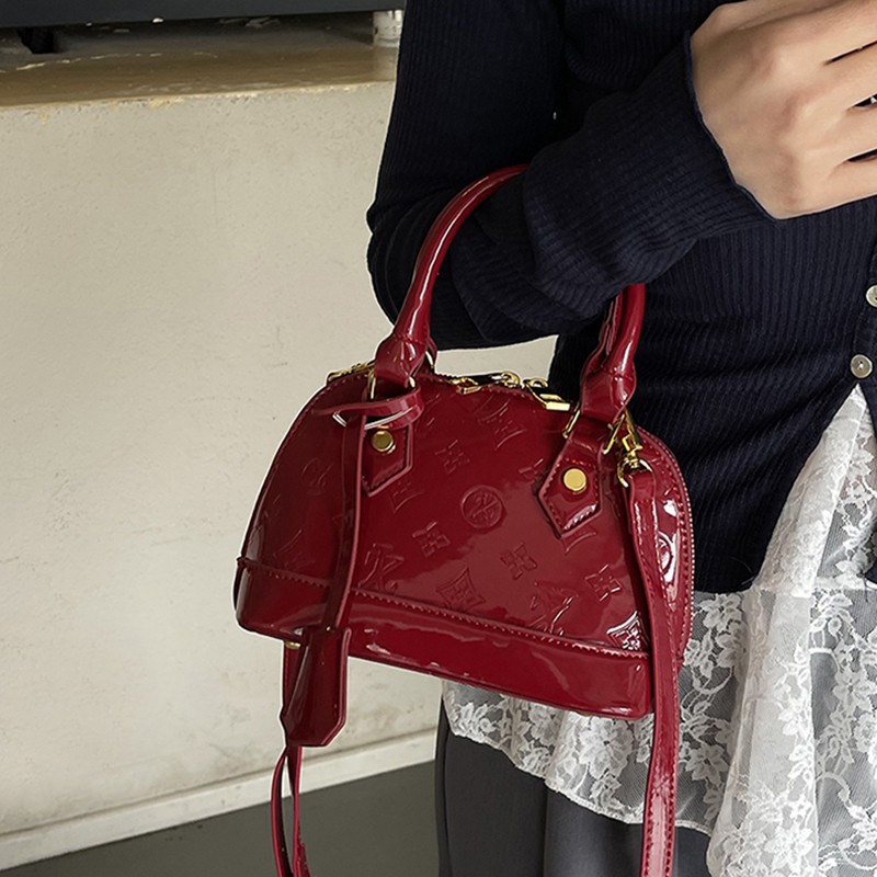 Designer Bag Luxury Bag Shoulder Bag Crossbody Bag Patent Leather Hundred Shell Bag Explosive Super Hot Women's Bag New Mini Niche Handbag Crossb