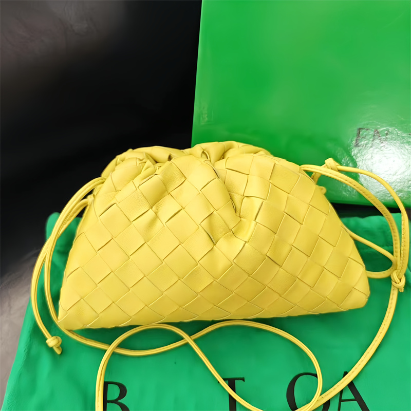 10a Top quality luxurys handbags designer shoulder bag womens Leather gold silver woven Mini Pouch bags Coin Purse cosmetic Strap Cross body fashion cloud weave Bags
