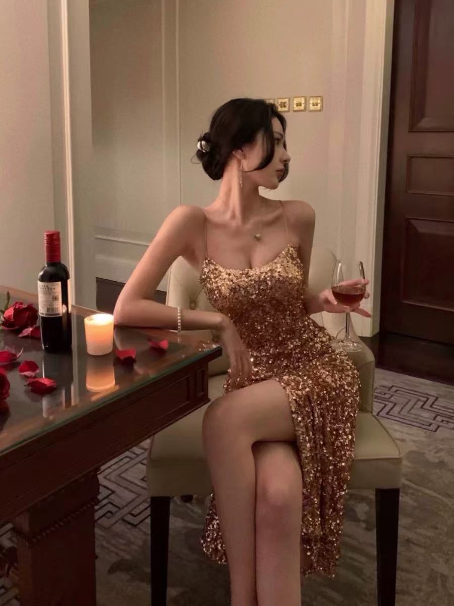 New style halter sequined dress for women, sleeveless, sexy, with ruffles, birthday party, fishtail evening gown, long dress