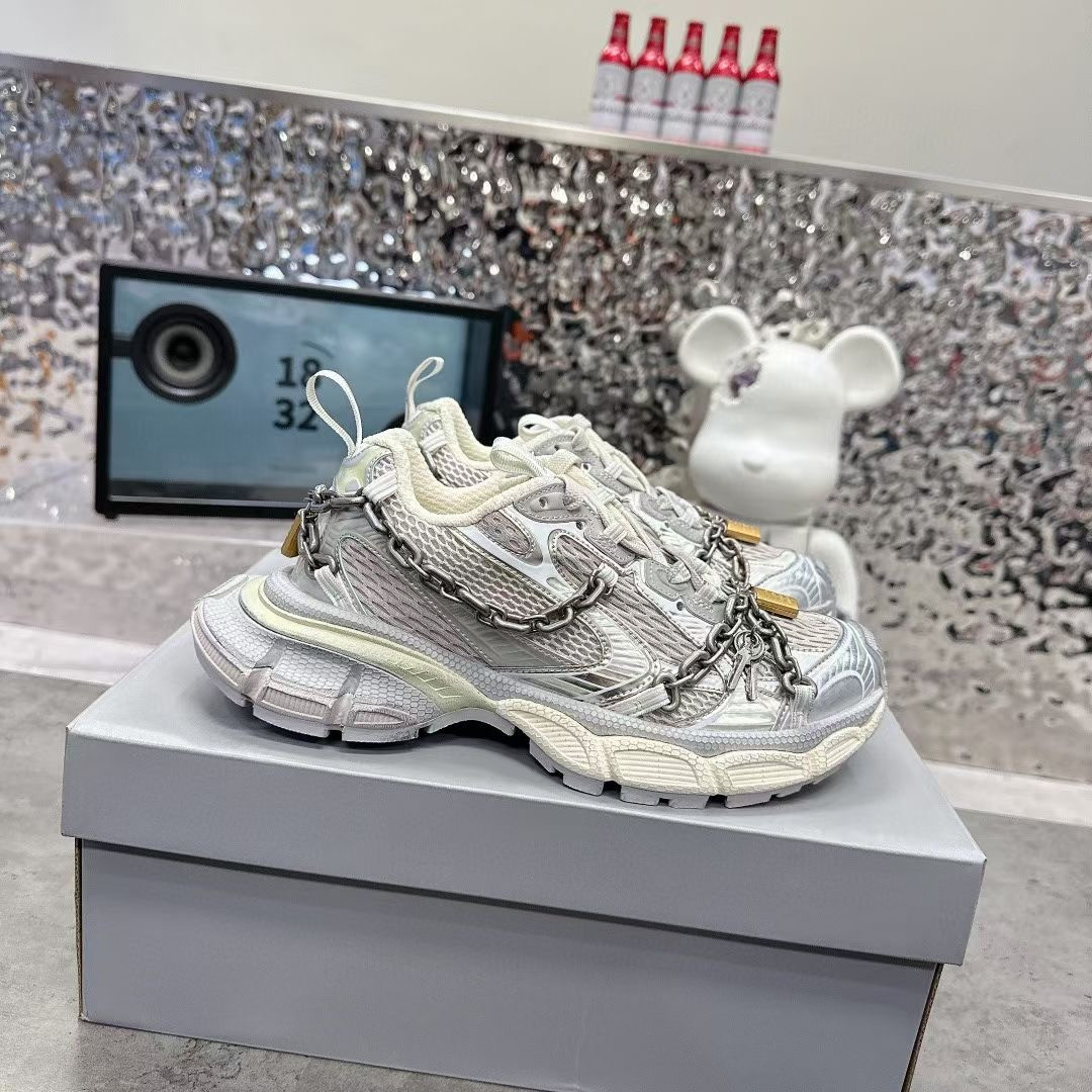 Breathable mesh fabric Genuine Leather High Top Chain Padlocks Customized High Street Boots