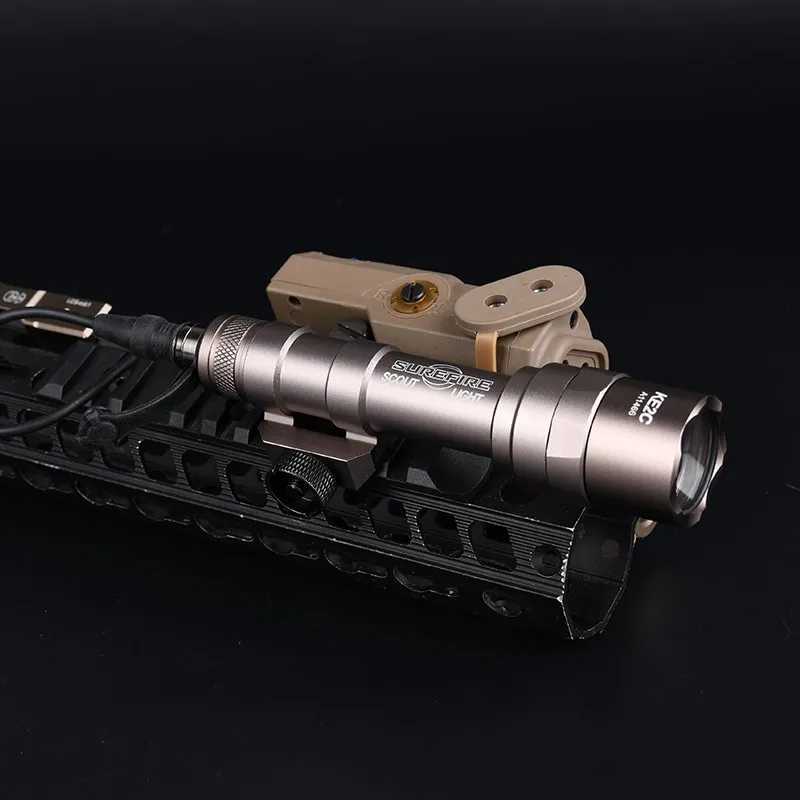 Tactical Surefire M600U M300C M600 Airsoft Mini Light Rifle Weapon Metal LED White Flashlight Torch Lanterna Hunting Weapon XJ250701