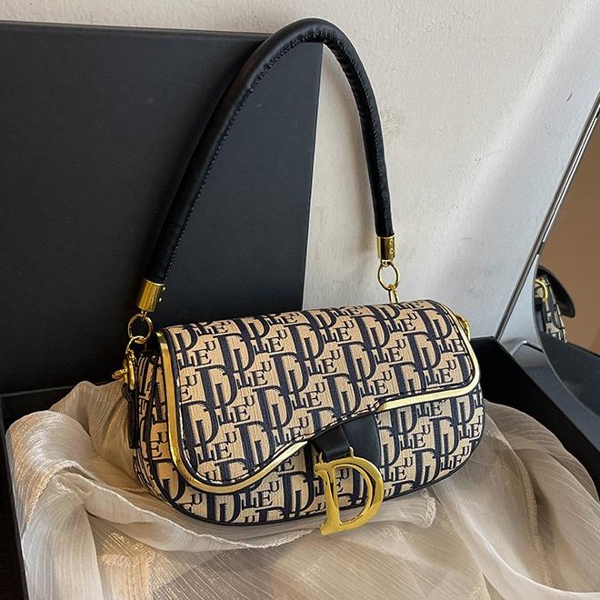 Free Shipping Designer Bag 2025 Shoulder Bag Saddle Bags Luxury Crossbody bag High Quality Women's handbag Purse Leather Print Underarm Bag Class