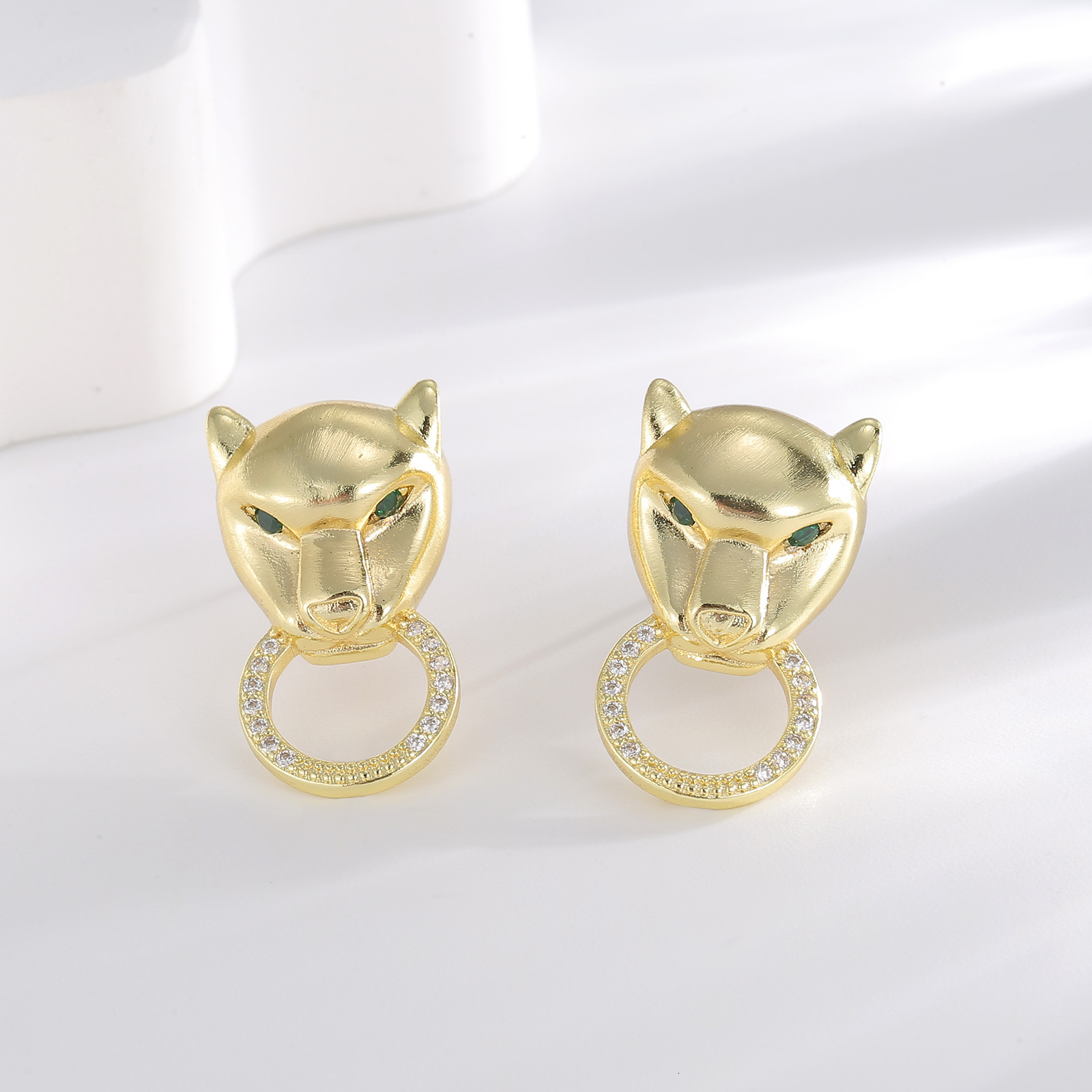 Green Designer Zircon Snake European And American Cross-border High-end Versatile Leopard Head Ear Ladies' Jewelry Earrings Clips Wholesale