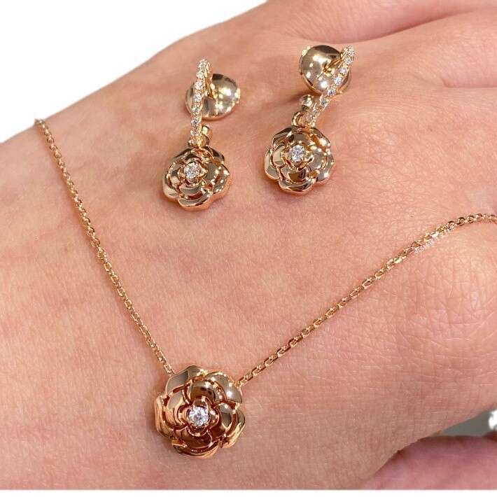DHCollections Chanel-Style Camellia Earrings Set - 18K Rose Gold Plated Floral Jewelry for Women | Elegant Flower Earrings