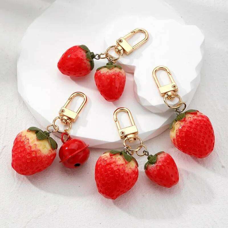 Strawberry Red Heart Keychain Keyring For Women Girl Jewelry Silated Fruit Cute Car Holder Key Accessories Free shipping