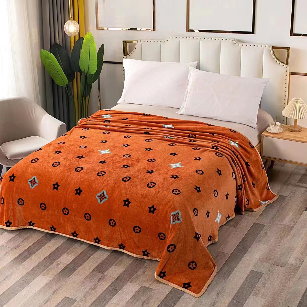 Designer Bedding Sofa blanket logo pattern Short villi No shedding Four-season blanket Carry for travel