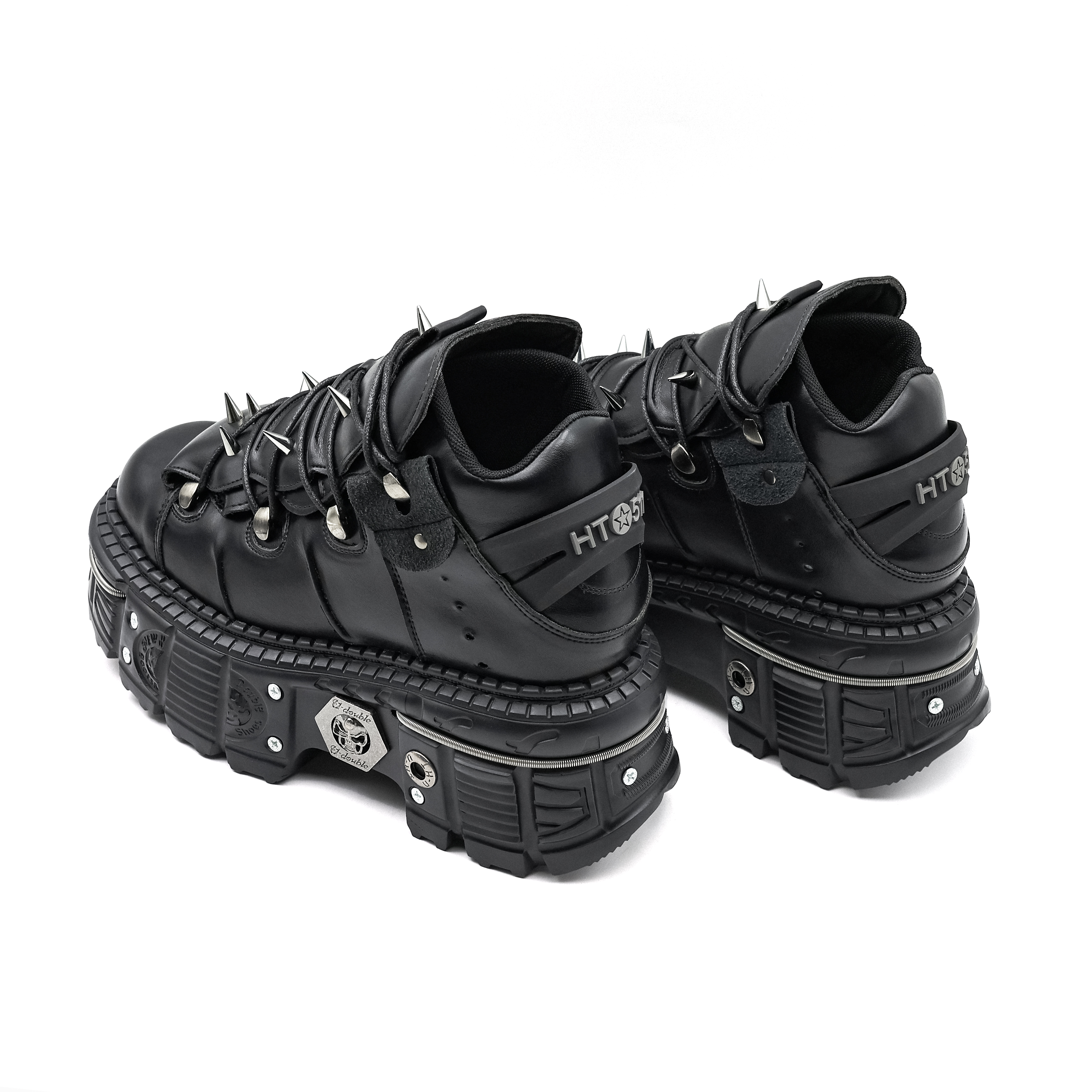 Dark Gothic Boots: Height-Increasing Leather Footwear with Punk Design Elements