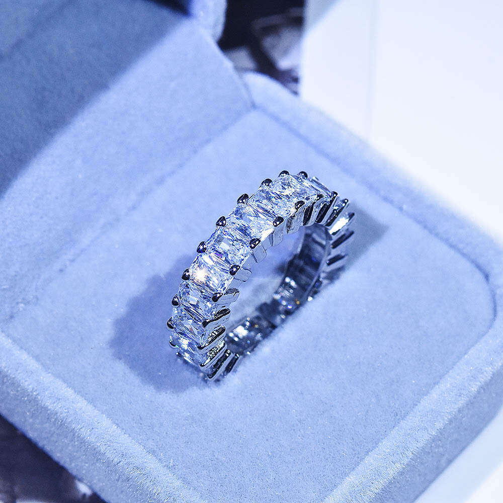 Emerald Cut Index Finger Row Diamond Ring for Women Moissanite Fashion Personality Ins Internet Celebrity