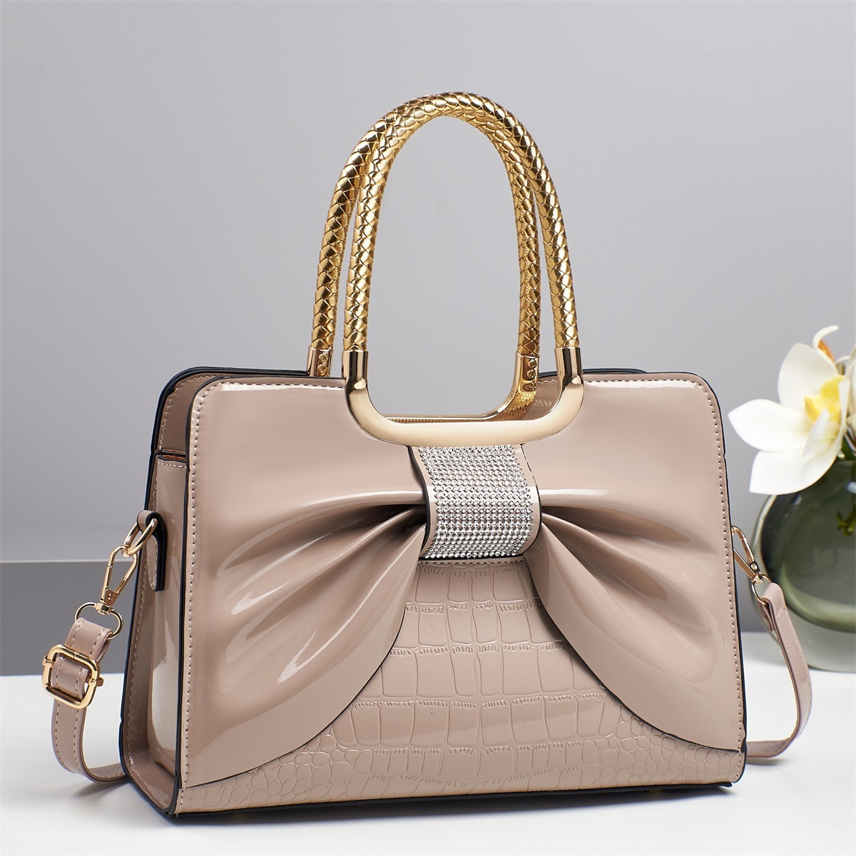 Design Designer Bag Handbag Bowknot Simple Sweet Shoulder Bag Fashion Commuter Luxury bag Casual Crossbody Bag Bags