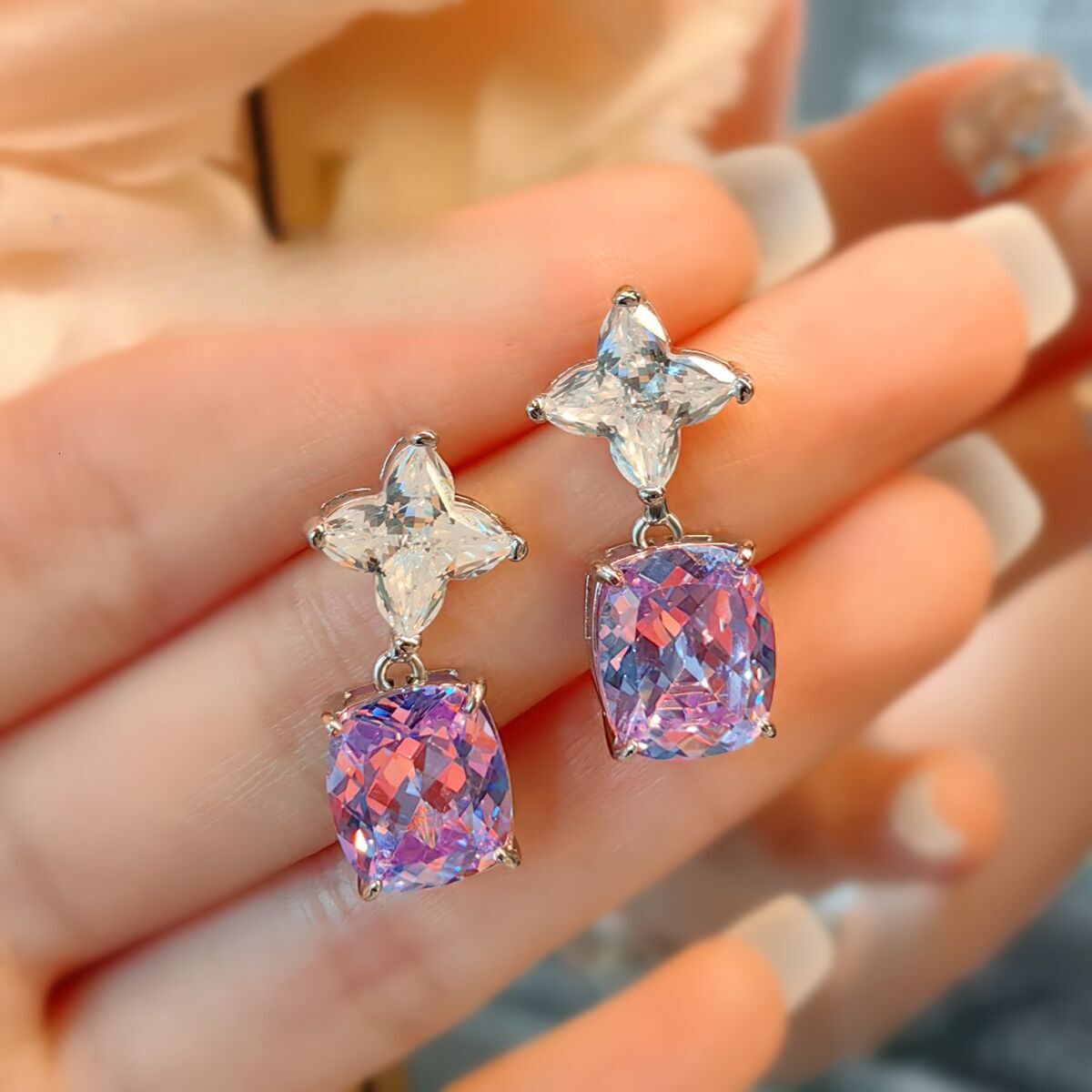 Purple Cut Earrings High Carbon Diamond Ladies' Jewelry Earrings Stud Earrings Jewelry Purple Diamond Earrings Designer Earrings High-end Earring