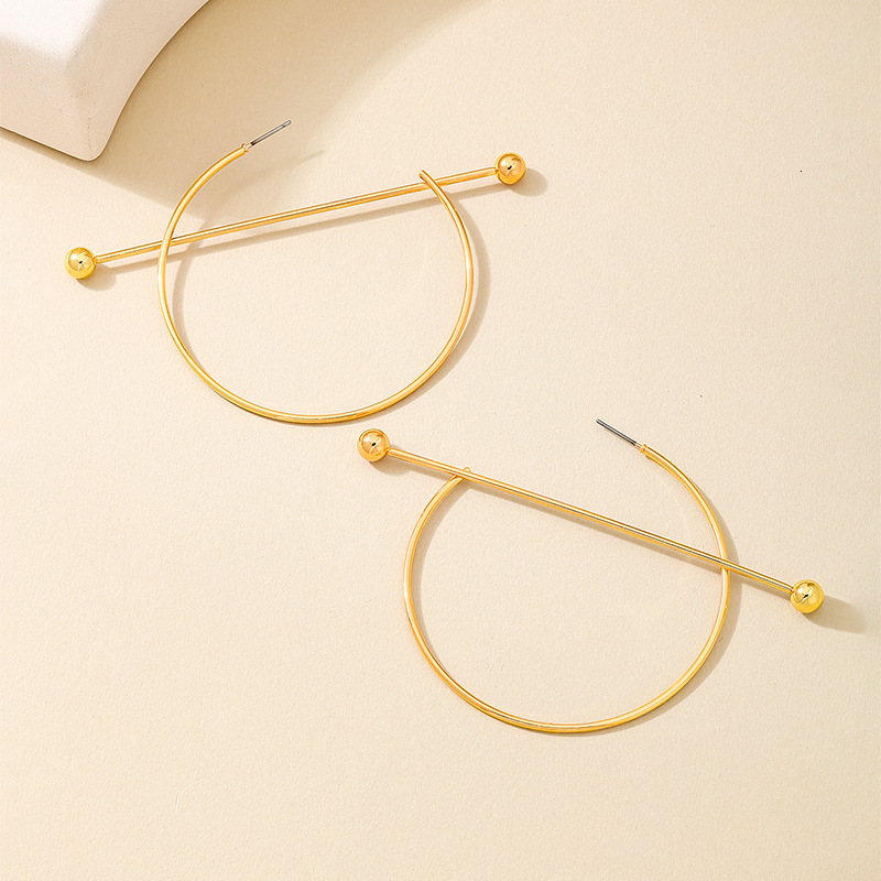 Fashion Personality Ladies' Jewelry Earrings Creative Trendy Exaggerated Metal Hoop Circle Designer Earrings Needle Piercing Women's Earring