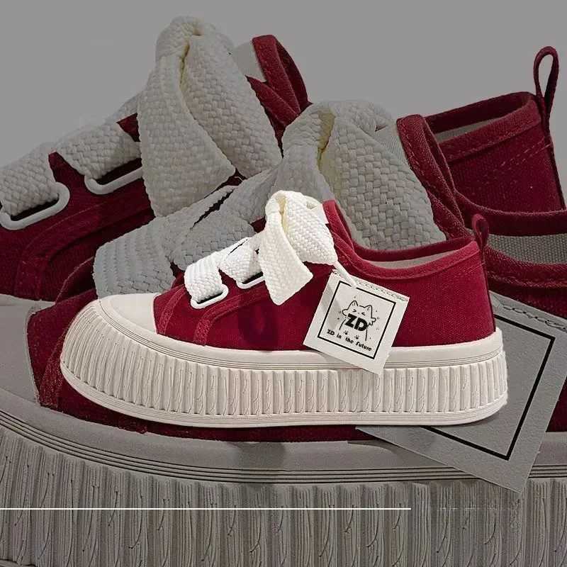 Sneakers Women Shoes for Woman Thick Soled Canvas Shoes 2025 New Trend Lady Breathable White Trainers Student Casual Board Shoes XJ260702