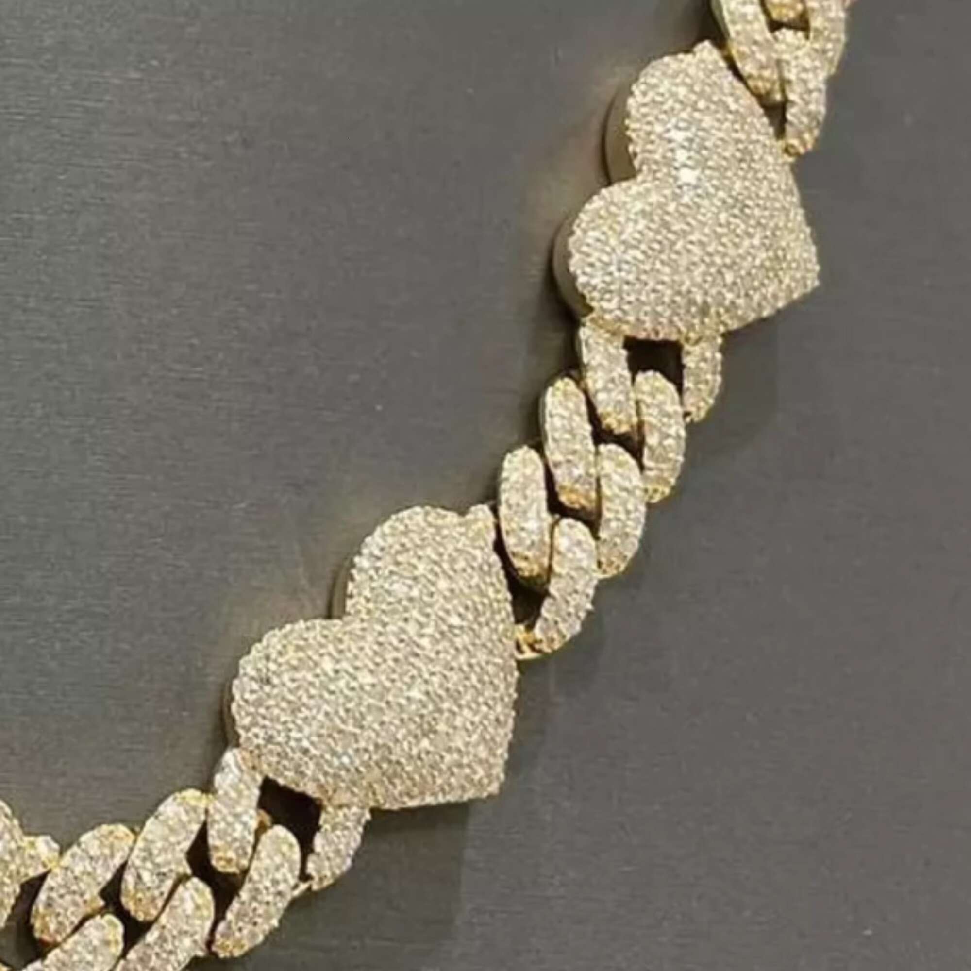 Customized 18mm Cuban Link Heart Moissanite Diamond Chain 925 Sterling Silver Yellow Gold Necklace High Quality Product