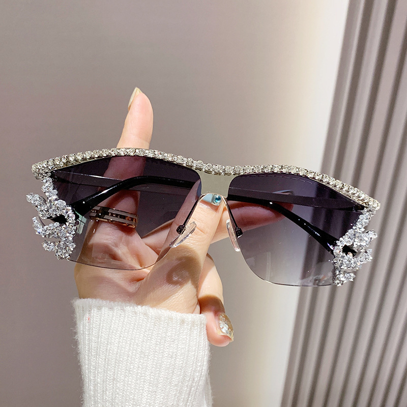 Designer Sunglasses New Metal Rhinestone Unisex Luxury Rimless Irregular Sun Glasses High-Quality