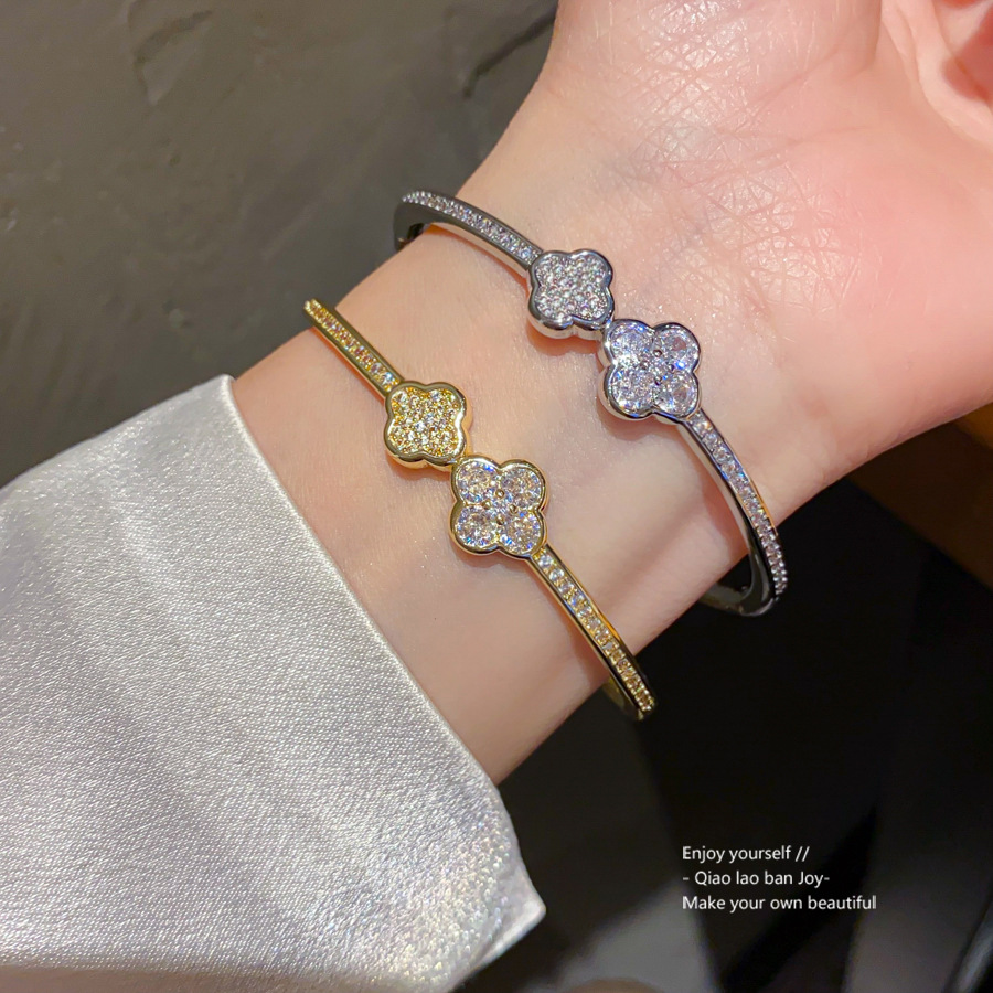 Gold Tone Crystal Flower Bangle Bracelet With Sparkling Accents Stylish Holiday Jewelry And Gift For Her High Quality And Fashion Accessory
