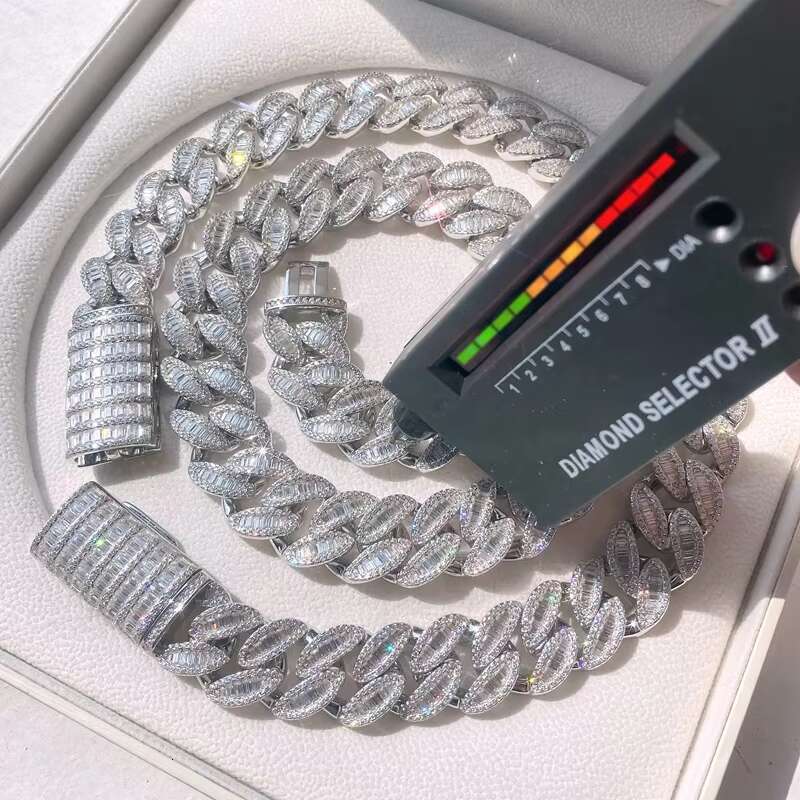 New Arrival 18mm Baguette Moissanite Diamond Chain Luxury VVS Moissanite Prong Cuban Link Chain Necklace Diamond Cuban Chain