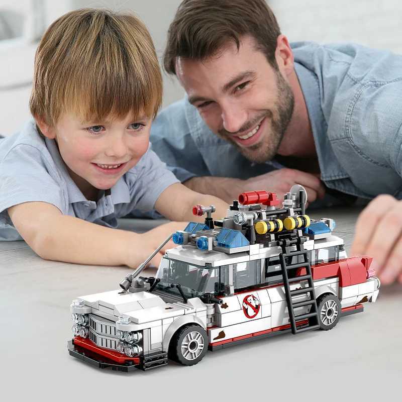 Creative Ghostbusters ECTO-1 Vehicle Technical Building Blocks Racing Car Model Car Assembly Bricks Toys for Kids Adult gifts Y250701
