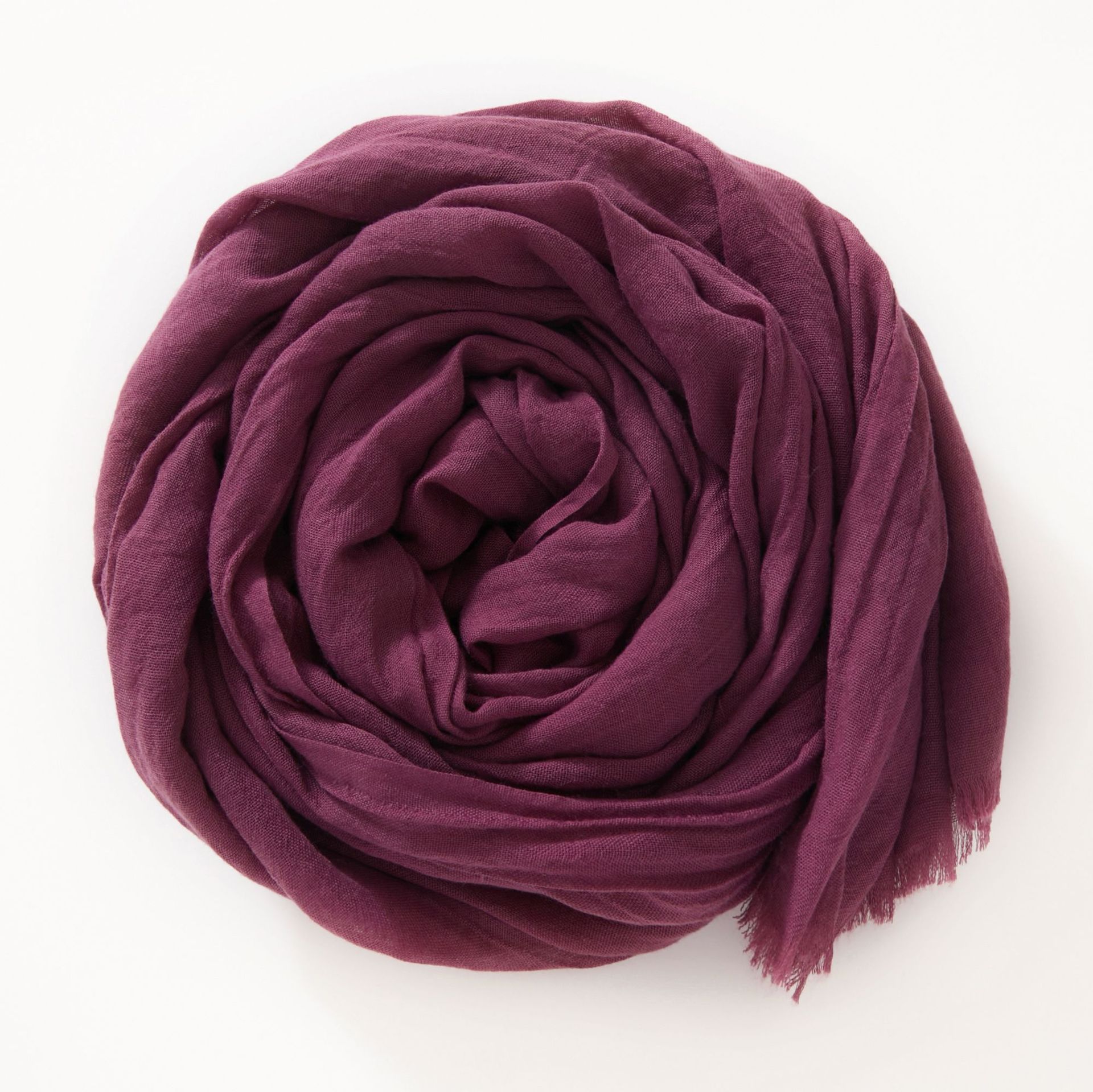 K1204 2025 new autumn and winter long solid color cotton and linen scarf female Japanese travel beach towel sunscreen neck shawl