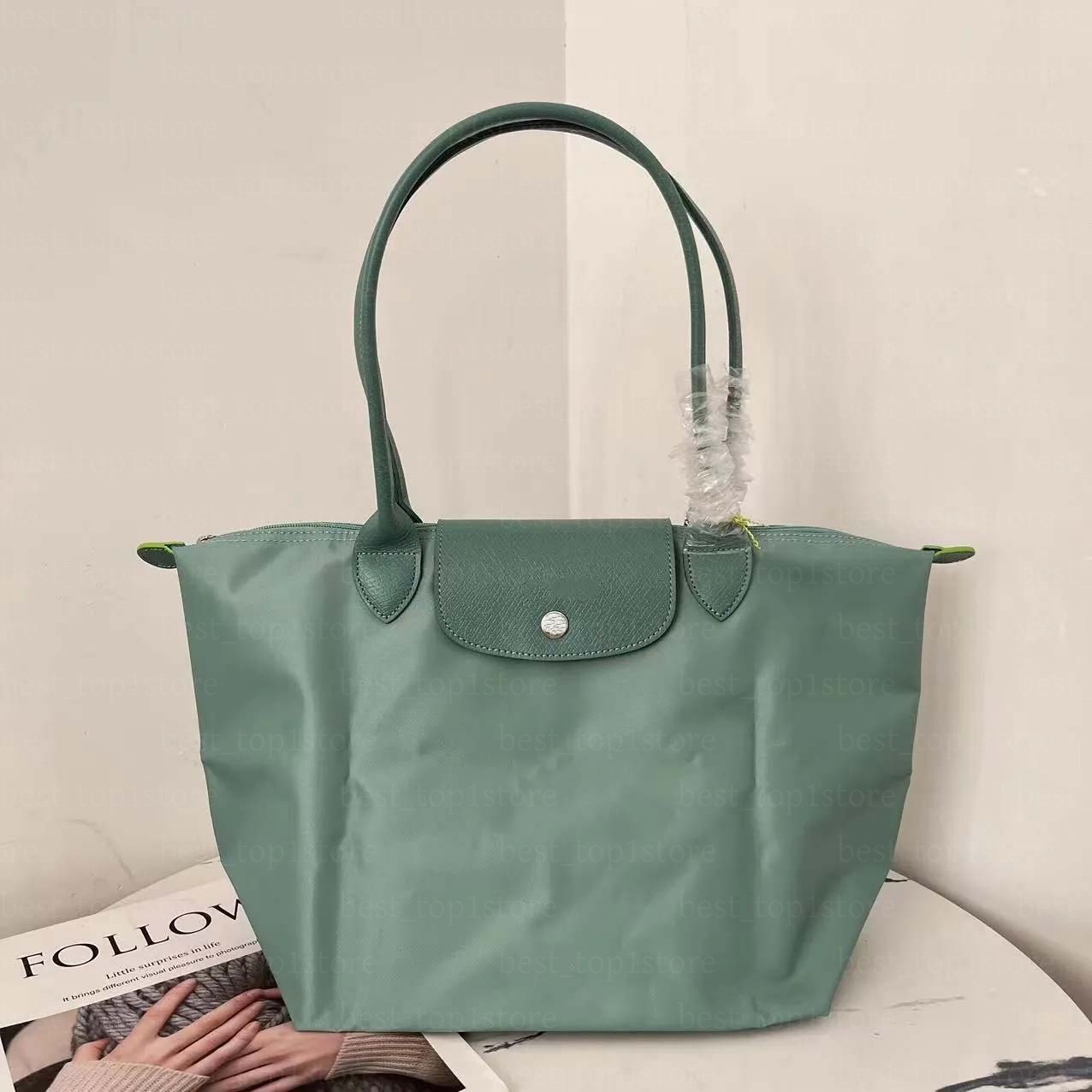 Designer bag Shoulder bag tote bag laptop luxury bag 2025 shopping bag foldable underarm bag beach bag waterproof travel business 3 sizes big capacity black 1