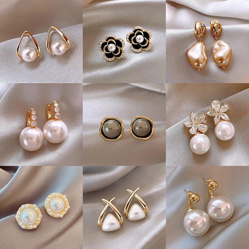 Ladies' Jewelry Earrings Silver Needle High-end Pearl Flower Earrings Fashion Retro Light Designer Earrings Luxury Ear Drops French Elegant Tempe