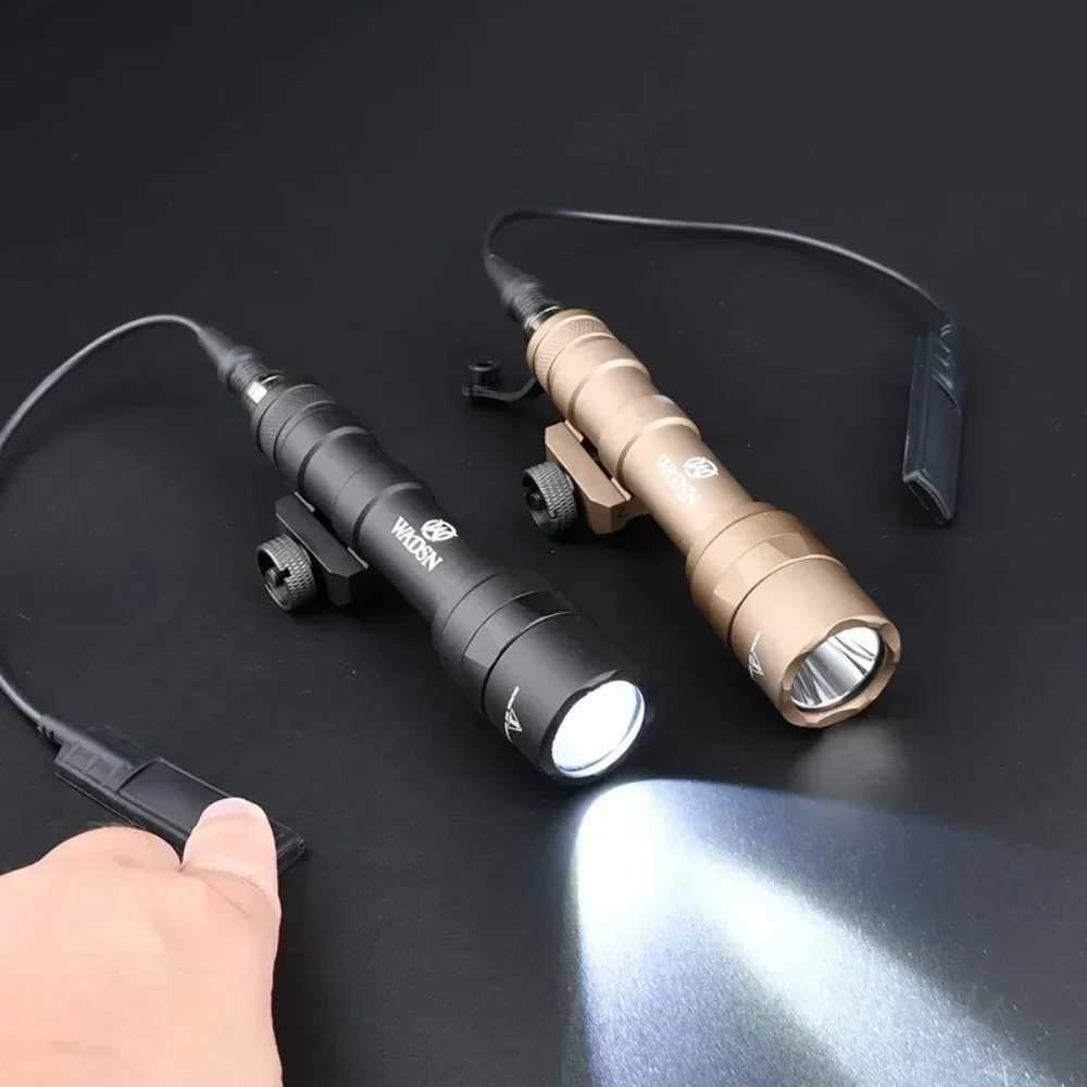 SF M300A/M600C Tactical Weapon Gun Light Fit 20mm Rail Outdoor Hunting Scout Rifle LED Flashlight Airsoft Scout Accessories XJ250701