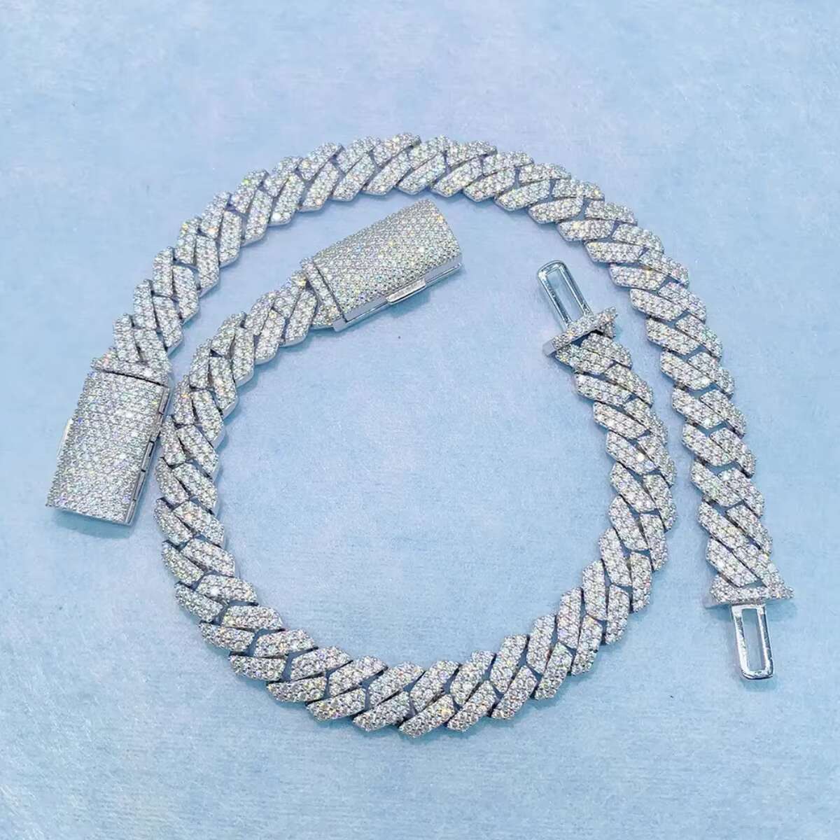 High Quality Fully Iced Out VVS Moissanite Cuban Link Chain Bracelet Classic Style Wholesale for Men