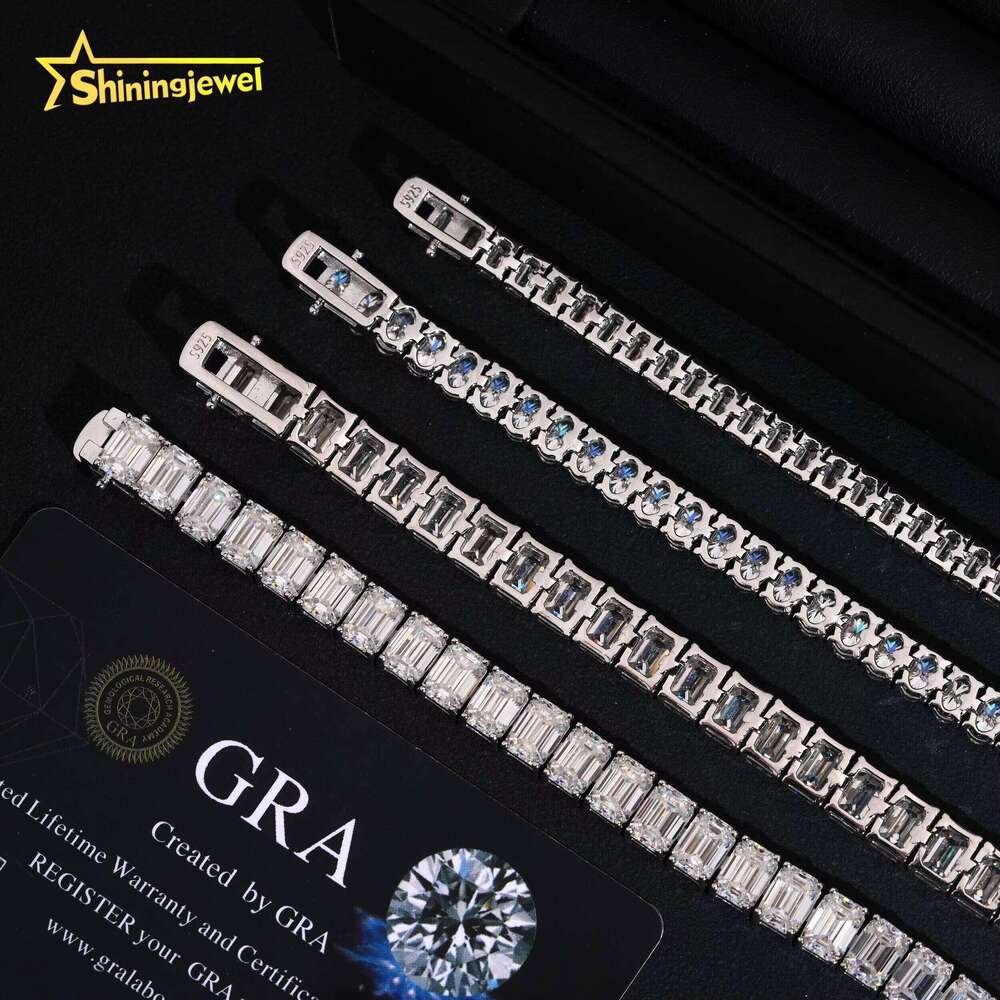 High-Quality Sier Flower-Shaped Design Emerald Cut Silicon Stone D Color Vvs1 Tennis Bracelet